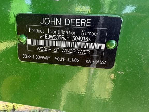 Image of John Deere W235R equipment image 3