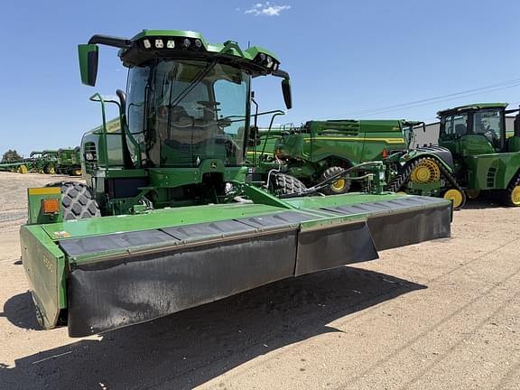 Image of John Deere W235R equipment image 2
