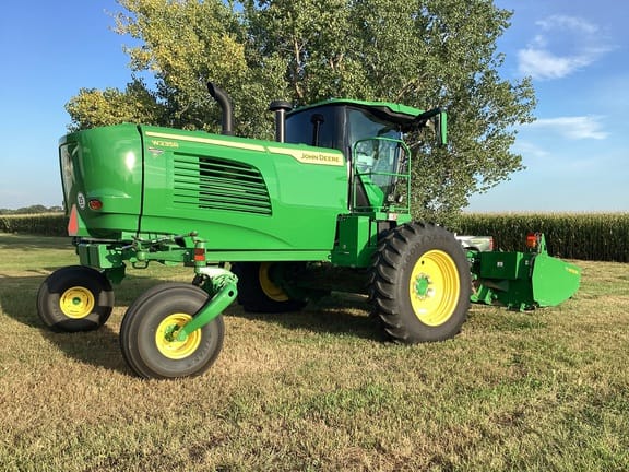 2024 John Deere W235R Equipment Image0