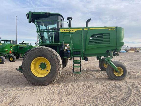 Image of John Deere W235R equipment image 2