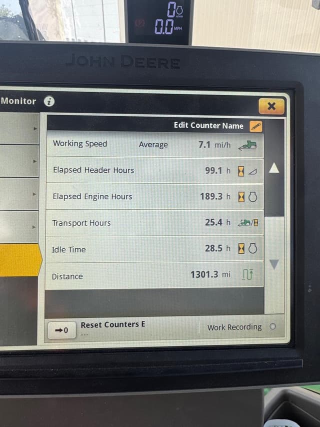 Image of John Deere W235R equipment image 3