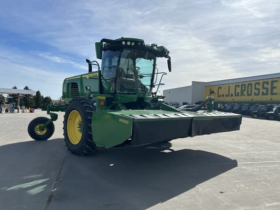 Image of John Deere W235R equipment image 2