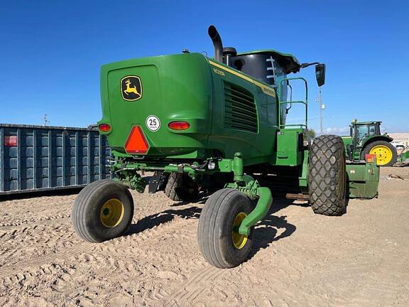 Image of John Deere W235R equipment image 4