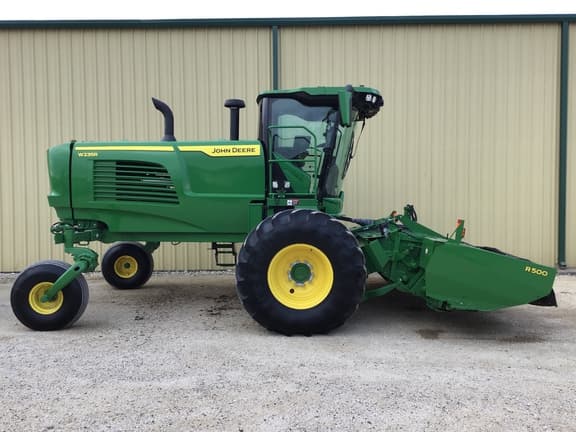 Image of John Deere W235R equipment image 4
