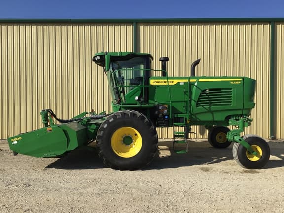 Image of John Deere W235R Primary image