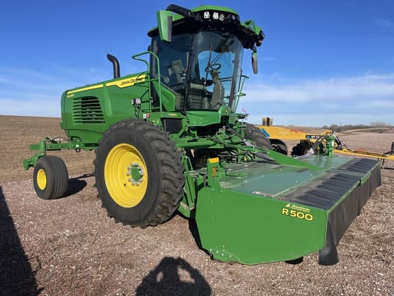 Image of John Deere W235R Primary image