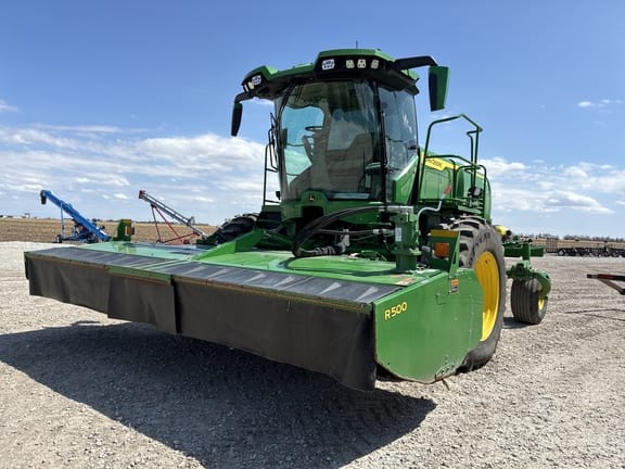 2024 John Deere W235R Equipment Image0