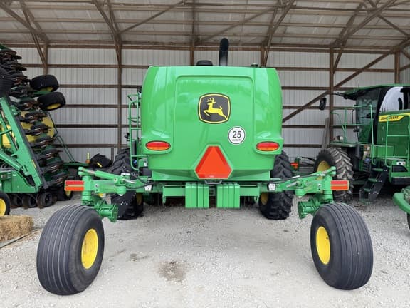 Image of John Deere W235R equipment image 2