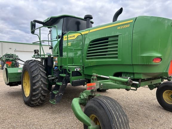Image of John Deere W235R Image 1