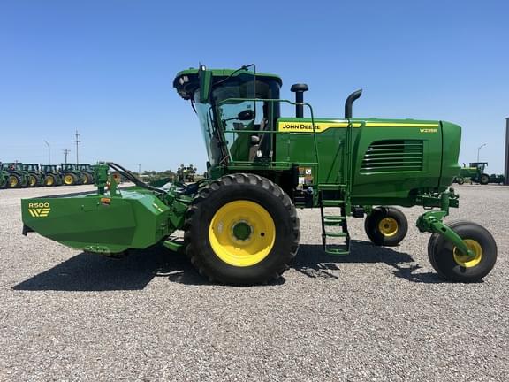 Image of John Deere W235R equipment image 1
