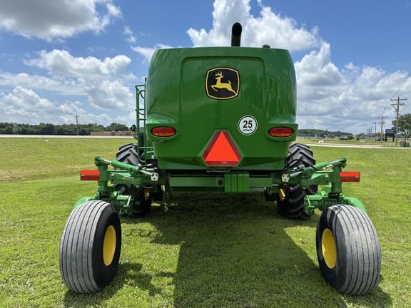 Image of John Deere W235R equipment image 2