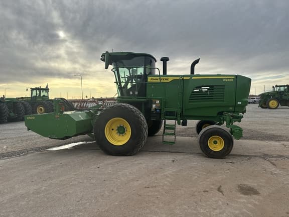 Image of John Deere W235R equipment image 1