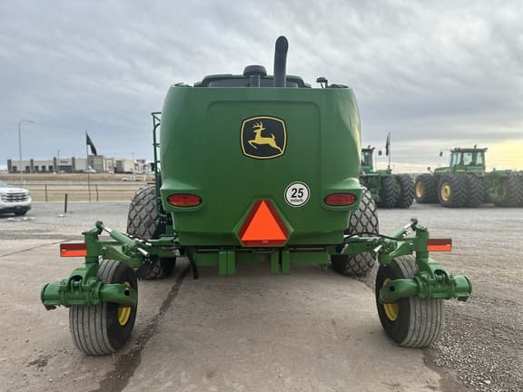 Image of John Deere W235R equipment image 3