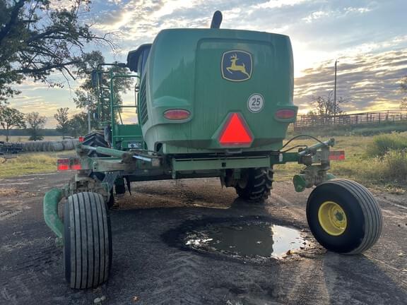 Image of John Deere W235R equipment image 4