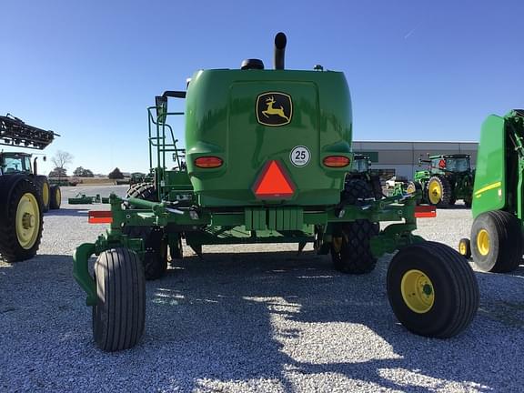 Image of John Deere W235R equipment image 4