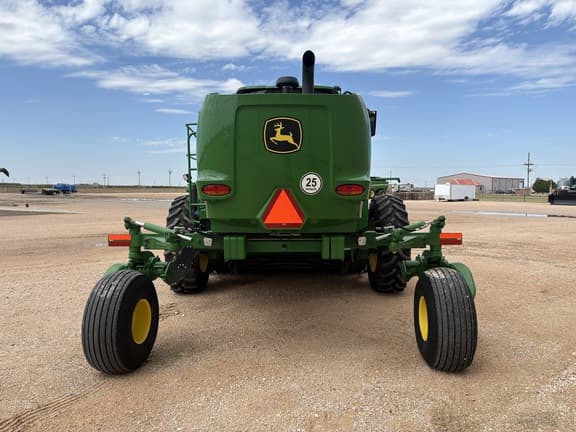 Image of John Deere W235R equipment image 3