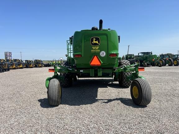 Image of John Deere W235R equipment image 3