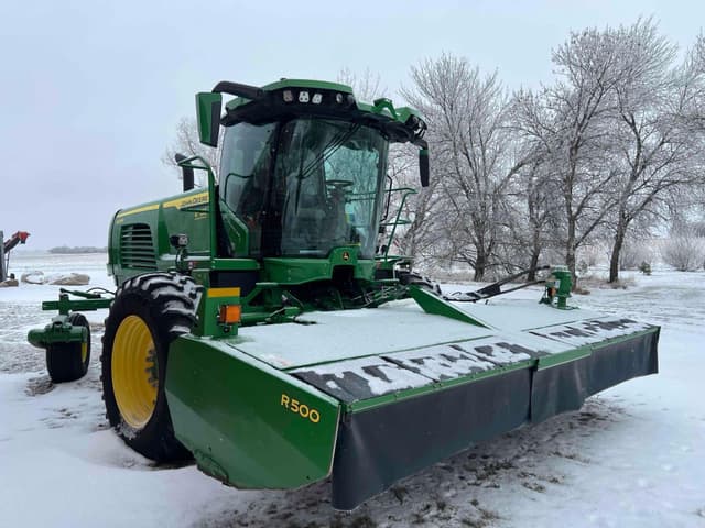 Image of John Deere W235R equipment image 2