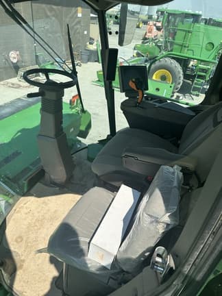 Image of John Deere W260R equipment image 3