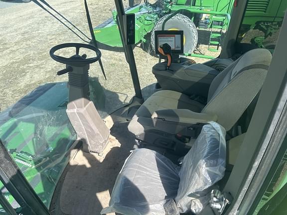 Image of John Deere W260R equipment image 4