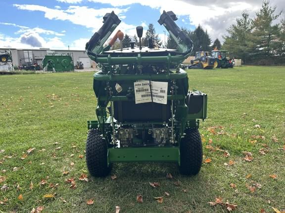 Image of John Deere W36R equipment image 3