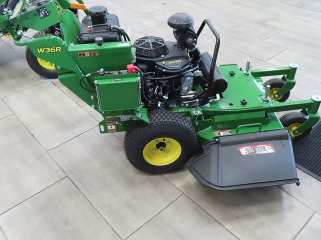 Image of John Deere W36R equipment image 2