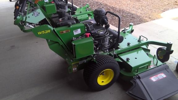 Image of John Deere W52R equipment image 1