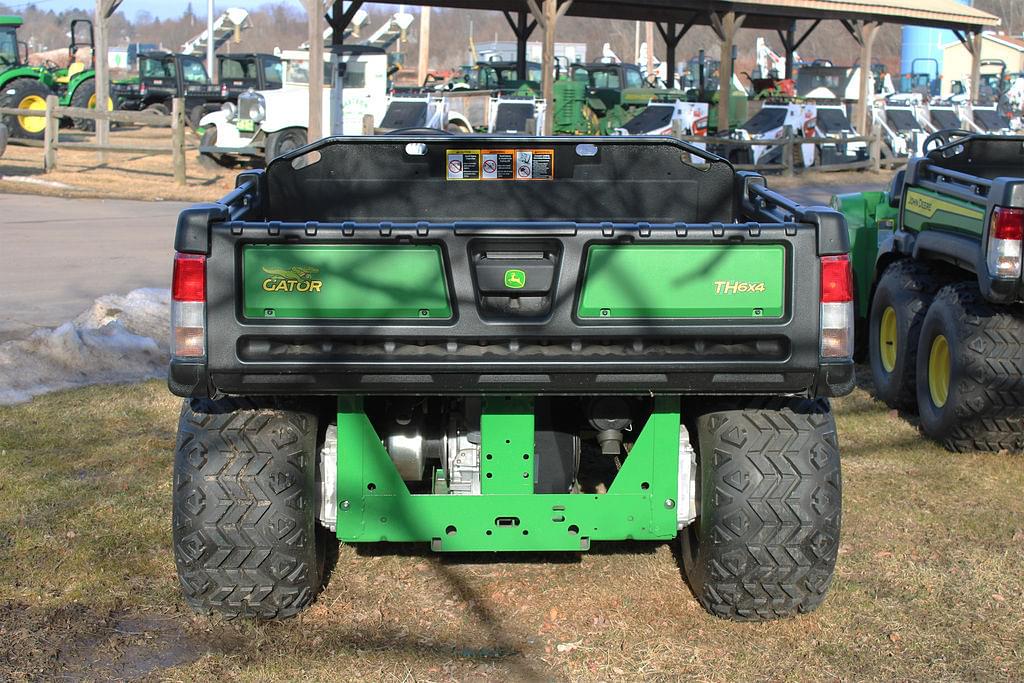 Image of John Deere Gator TH 6x4 Image 0