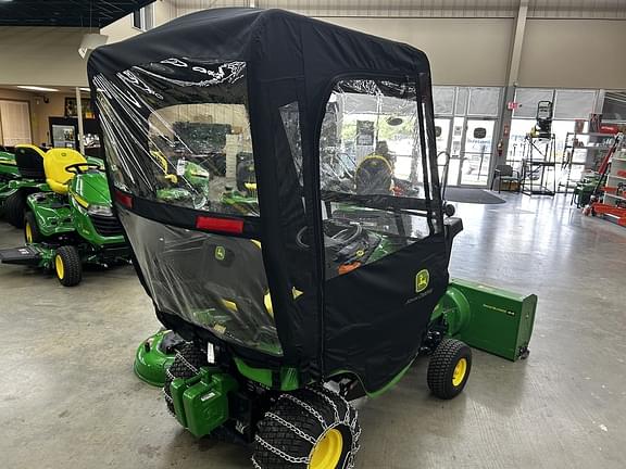 Image of John Deere X330 equipment image 4
