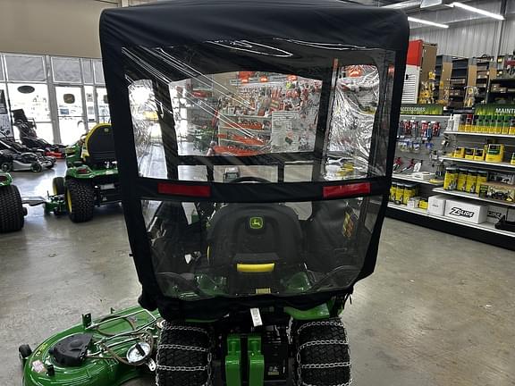 Image of John Deere X330 equipment image 3