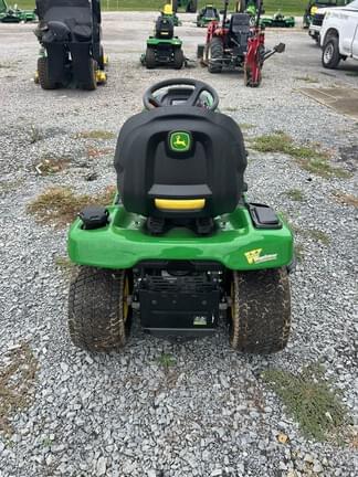 Image of John Deere X330 equipment image 3