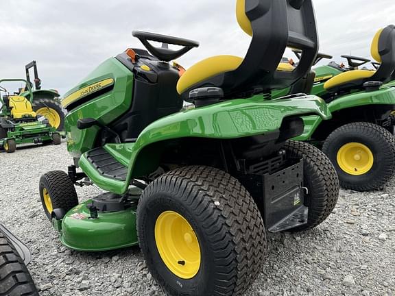 Image of John Deere X350 equipment image 3