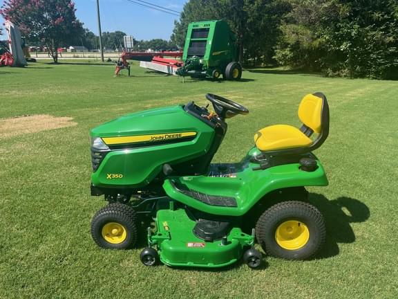 Image of John Deere X350 equipment image 4