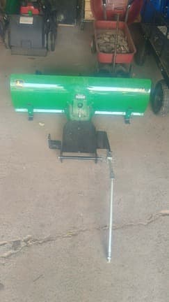 Image of John Deere X350 equipment image 4