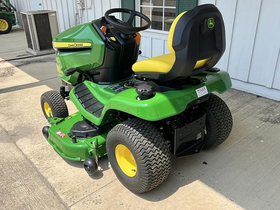 Image of John Deere X350 equipment image 4