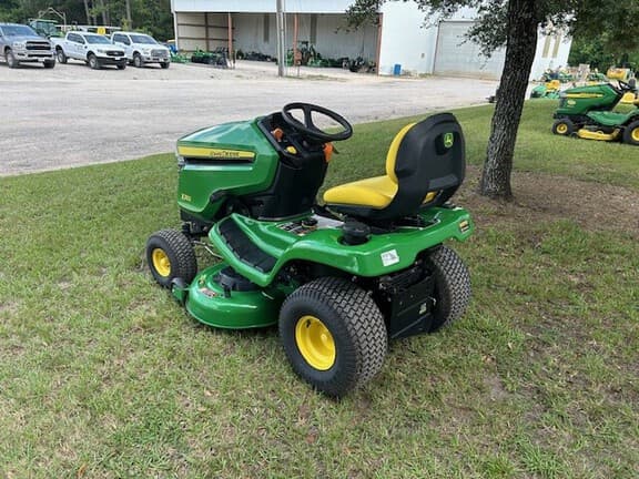 Image of John Deere X350 equipment image 3