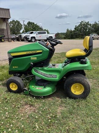 Image of John Deere X350 equipment image 3