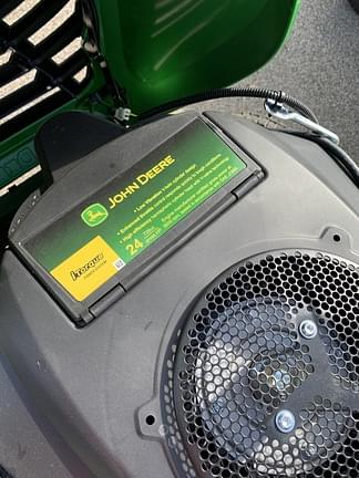 Image of John Deere X350 equipment image 3