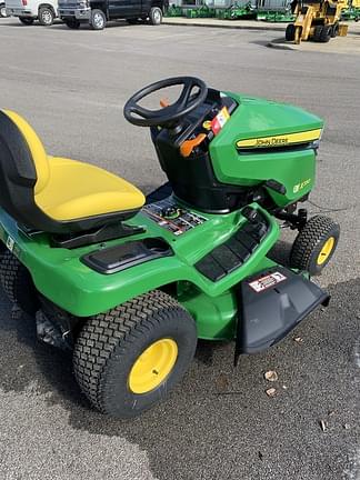 Image of John Deere X350 equipment image 4