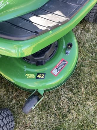 Image of John Deere X350 equipment image 4