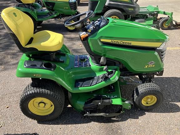 Image of John Deere X354 equipment image 1