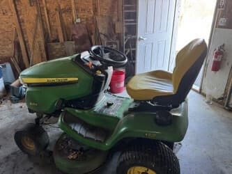 Image of John Deere X354 equipment image 1