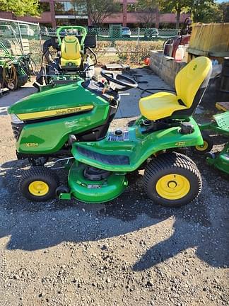 Image of John Deere X354 equipment image 1