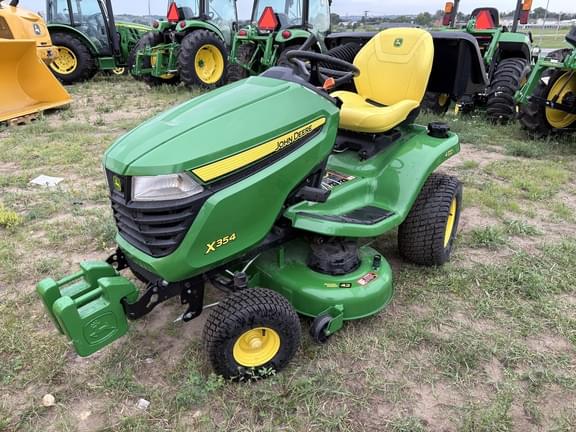 Image of John Deere X354 equipment image 1