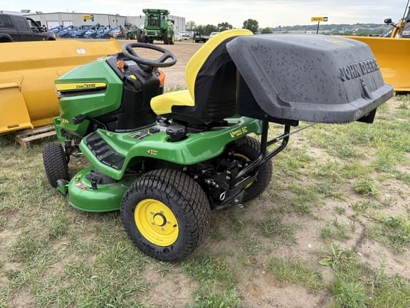 Image of John Deere X354 equipment image 3