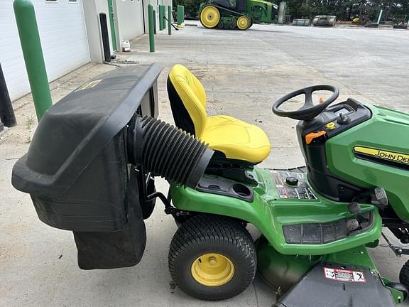 Image of John Deere X370 equipment image 4