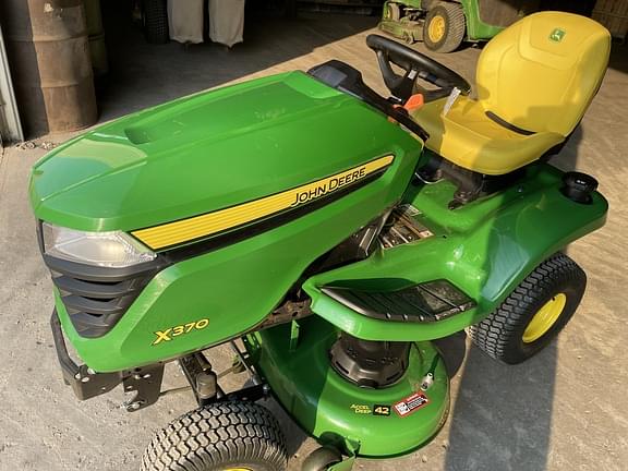 Image of John Deere X370 Primary image