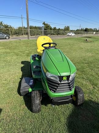 Image of John Deere X370 equipment image 3