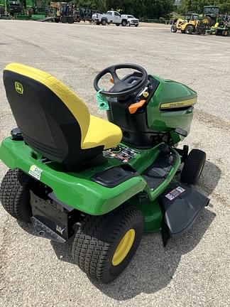 Image of John Deere X370 equipment image 2