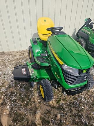 Image of John Deere X380 equipment image 2